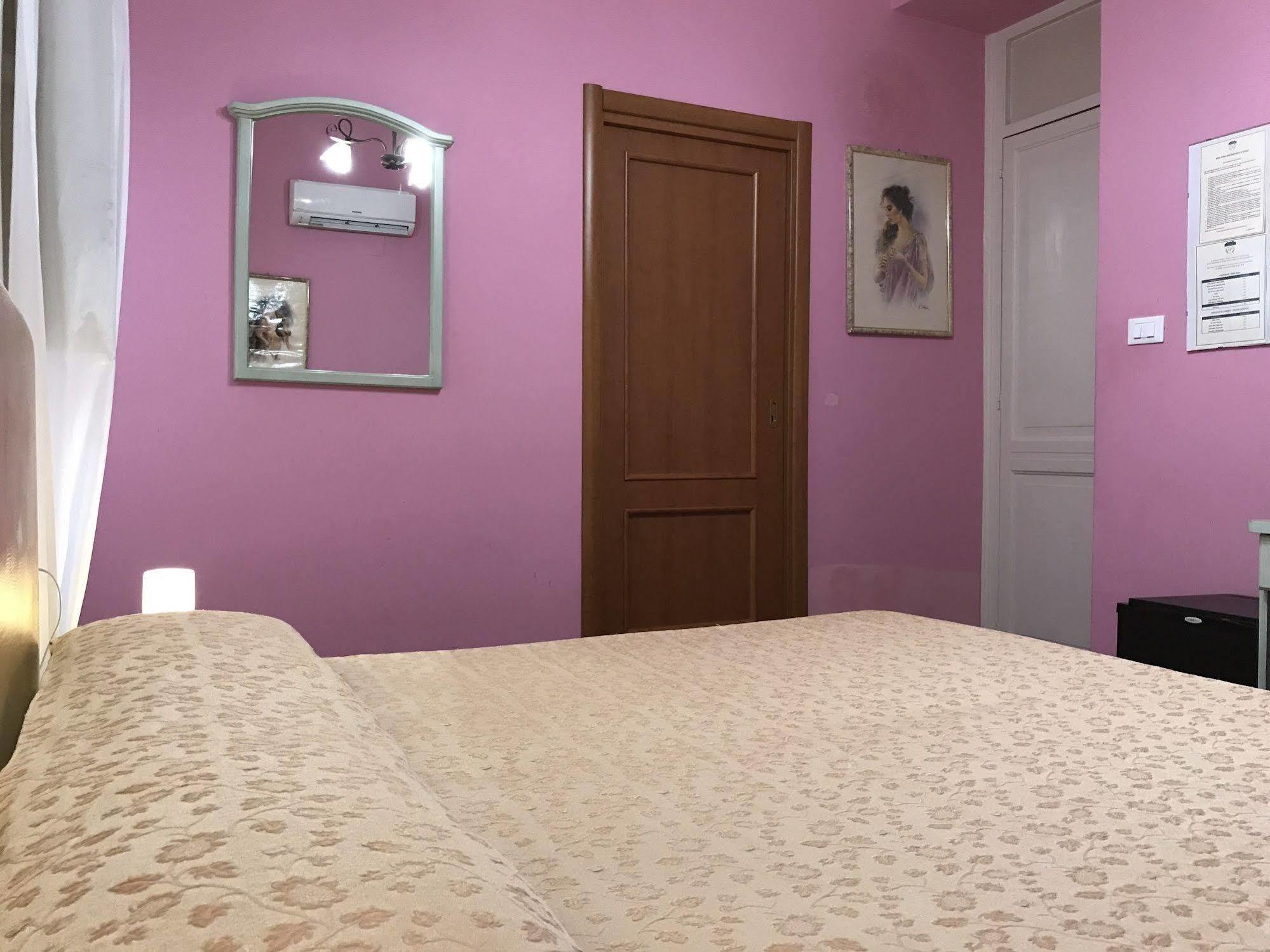 Apartment In Palermo Buitenkant foto
